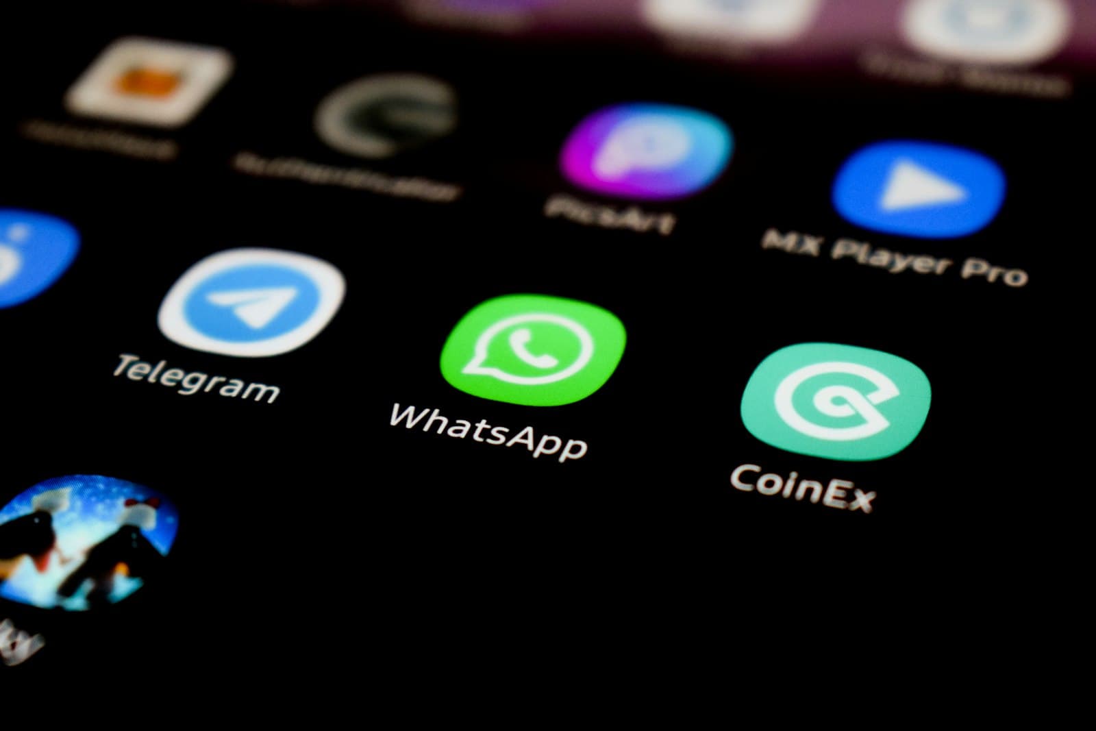 Omnichannel Pharmacy: Integrating WhatsApp Orders with Counter Billing